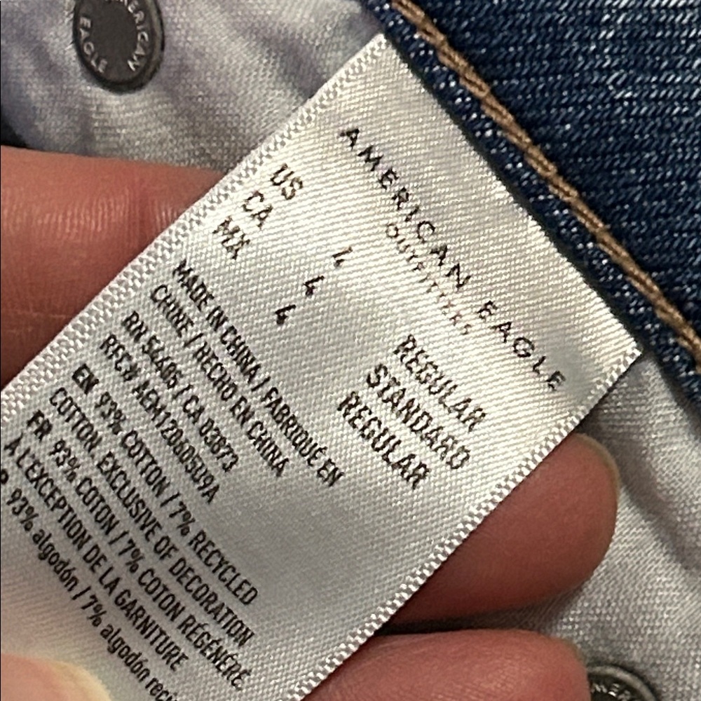 American Eagle Outfitters Low-Rise Baggy Straight Distressed Blue Jeans Size 4 - Picture 2 of 8